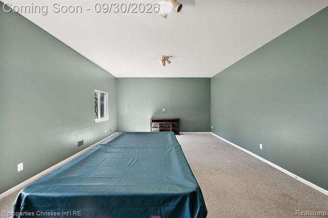 394 Evaline Drive, Troy, MI 48085