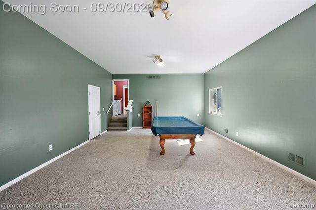 394 Evaline Drive, Troy, MI 48085