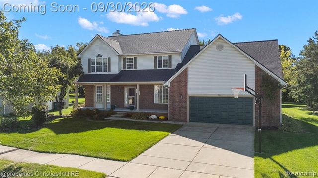 394 Evaline Drive, Troy, MI 48085