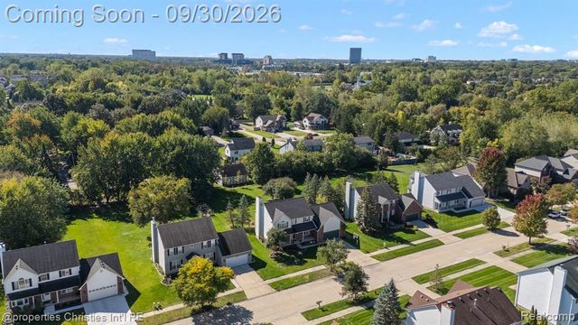 394 Evaline Drive, Troy, MI 48085