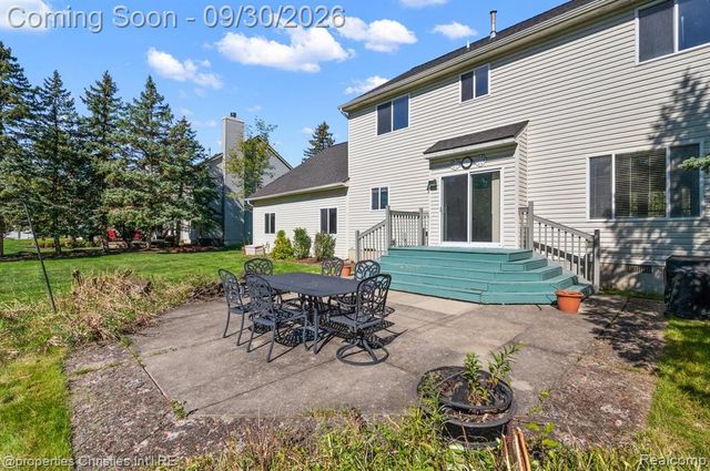 394 Evaline Drive, Troy, MI 48085
