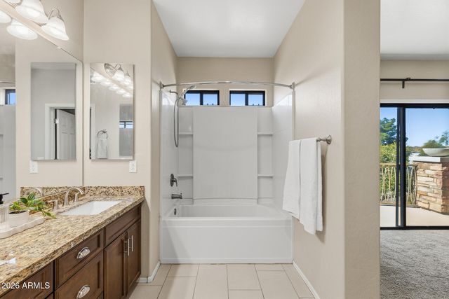 21655 N 36TH Avenue 106, Glendale, AZ 85308