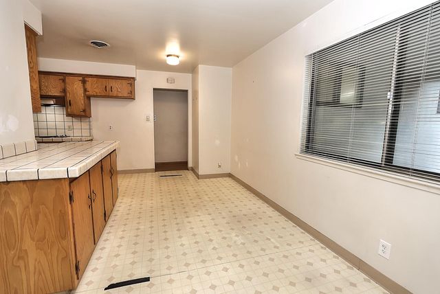 7028 Maita Cir, Sacramento, CA 95820