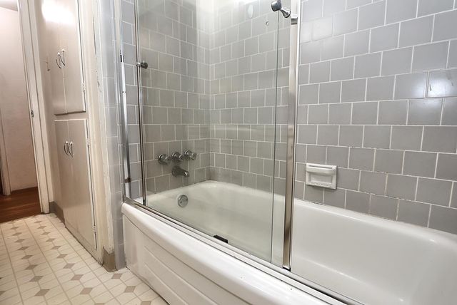 7028 Maita Cir, Sacramento, CA 95820