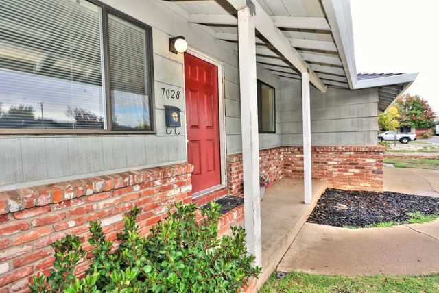 7028 Maita Cir, Sacramento, CA 95820