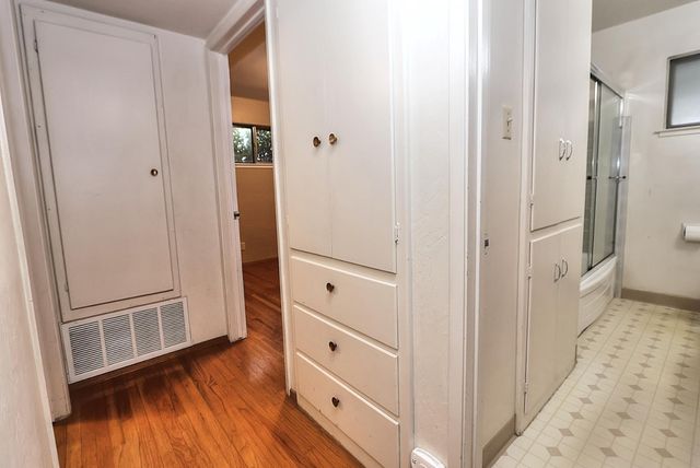 7028 Maita Cir, Sacramento, CA 95820