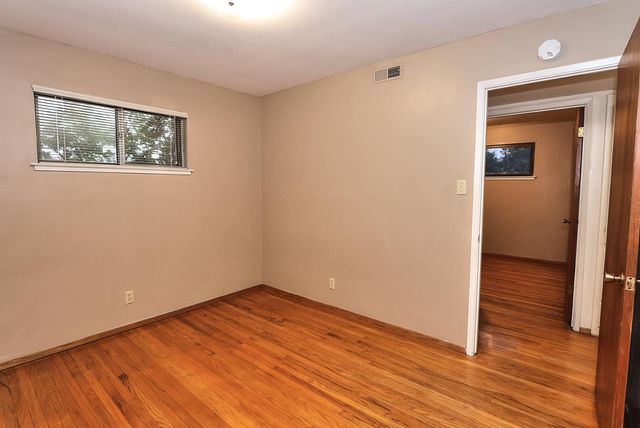 7028 Maita Cir, Sacramento, CA 95820