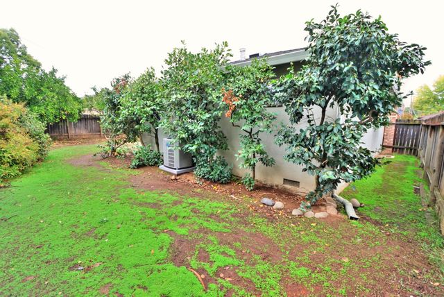 7028 Maita Cir, Sacramento, CA 95820