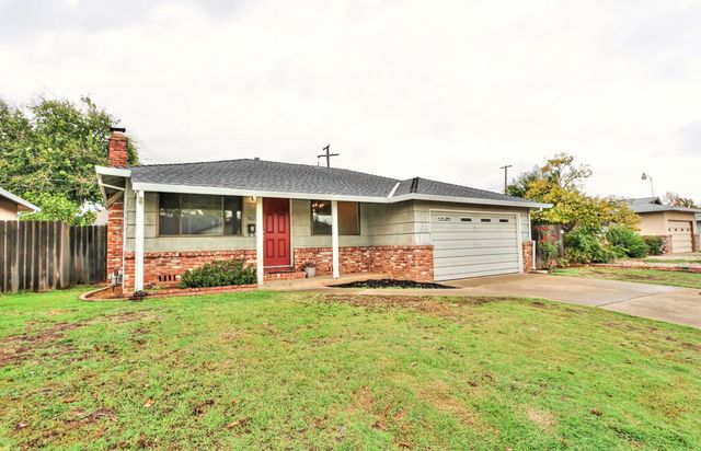 7028 Maita Cir, Sacramento, CA 95820