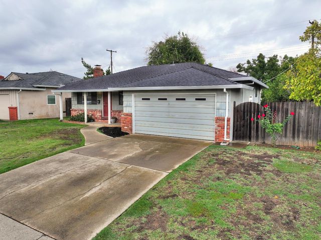 7028 Maita Cir, Sacramento, CA 95820