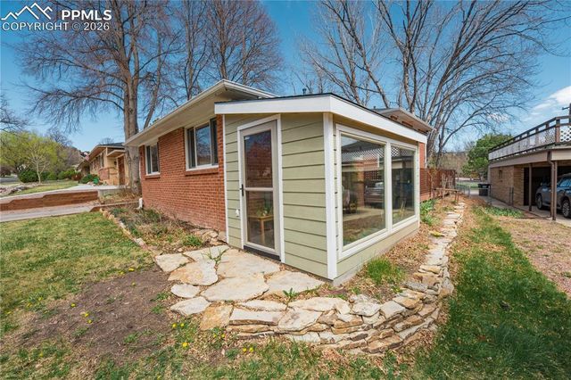 921 Valley Road, Colorado Springs, CO 80904