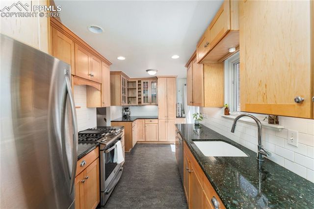 921 Valley Road, Colorado Springs, CO 80904