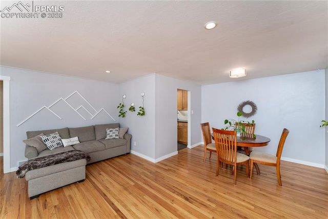 921 Valley Road, Colorado Springs, CO 80904