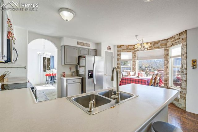 490 W Fairway Drive, Pueblo, CO 81007