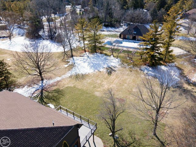 4585 Kiftsgate Bend, Bloomfield Hills, MI 48302