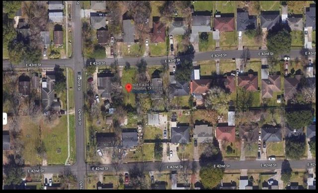 606 & 608 E 43rd Street, Houston, TX 77022