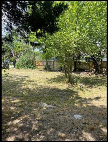 606 & 608 E 43rd Street, Houston, TX 77022