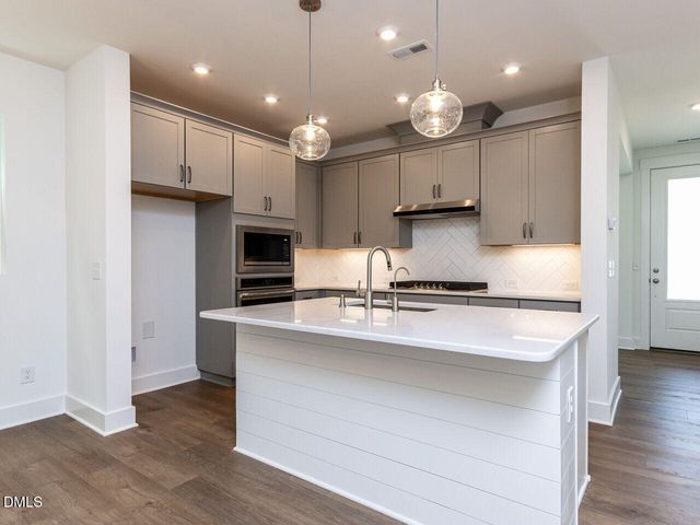 41 Hillway Road, Pittsboro, NC 27312