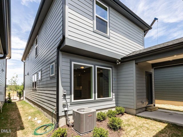 41 Hillway Road, Pittsboro, NC 27312