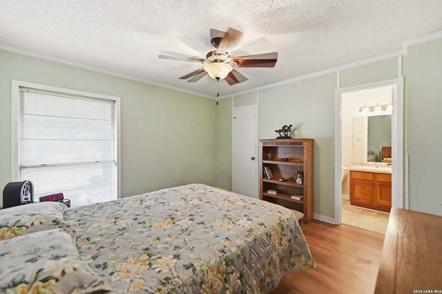 5210 ALAN BEAN DR, Kirby, TX 78219
