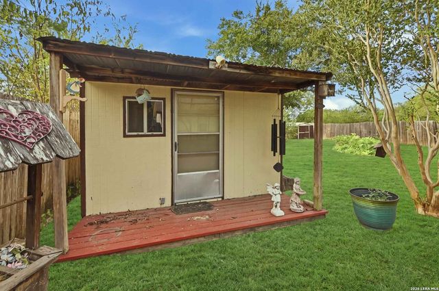 5210 ALAN BEAN DR, Kirby, TX 78219