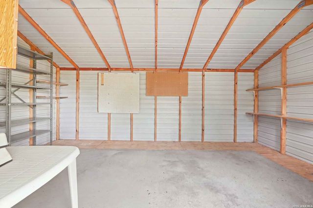 5210 ALAN BEAN DR, Kirby, TX 78219