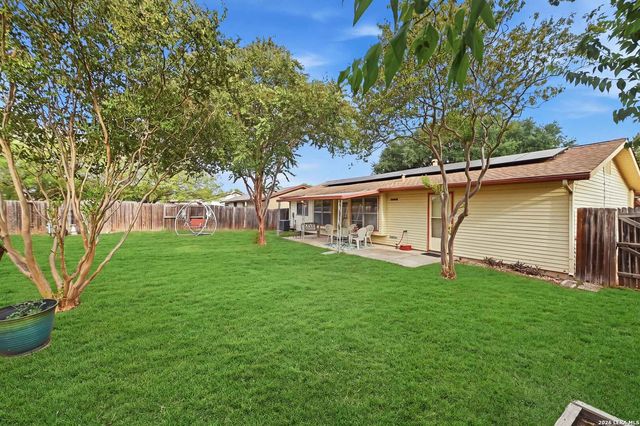 5210 ALAN BEAN DR, Kirby, TX 78219