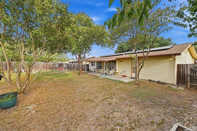 5210 ALAN BEAN DR, Kirby, TX 78219