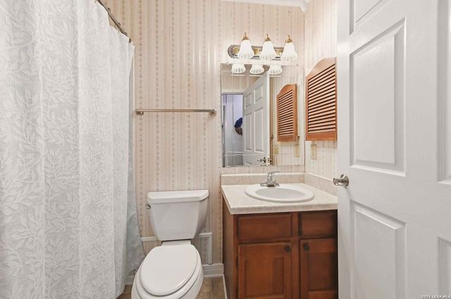 5210 ALAN BEAN DR, Kirby, TX 78219
