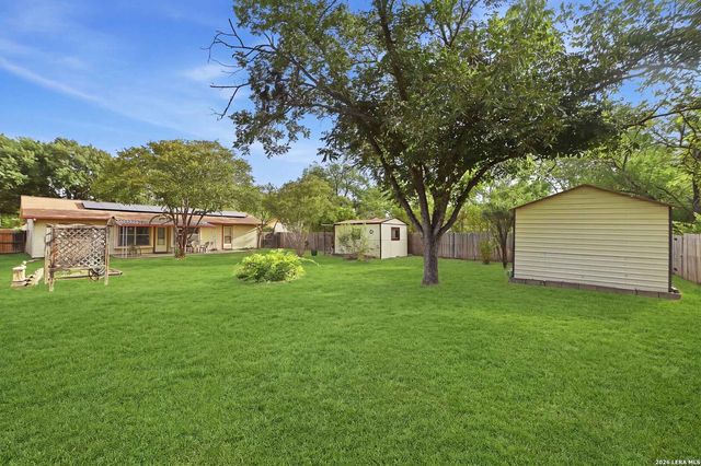 5210 ALAN BEAN DR, Kirby, TX 78219