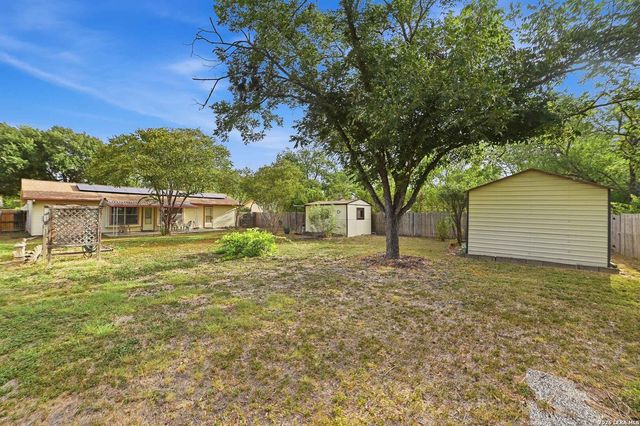 5210 ALAN BEAN DR, Kirby, TX 78219