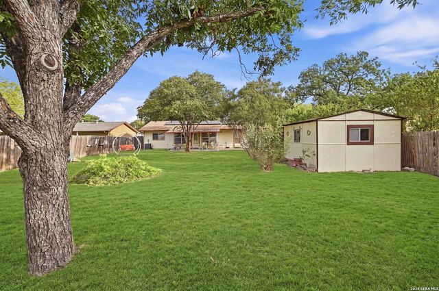 5210 ALAN BEAN DR, Kirby, TX 78219