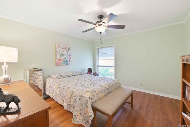 5210 ALAN BEAN DR, Kirby, TX 78219