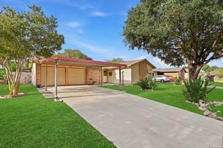 5210 ALAN BEAN DR, Kirby, TX 78219
