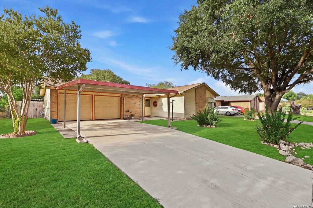 5210 ALAN BEAN DR, Kirby, TX 78219