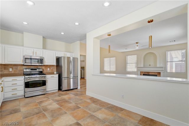 9016 Pine Mission Avenue, Las Vegas, NV 89143