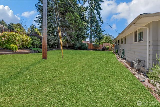 1917 -1919 Willow Lane W, University Place, WA 98466