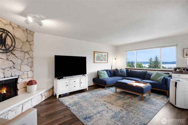 1917 -1919 Willow Lane W, University Place, WA 98466