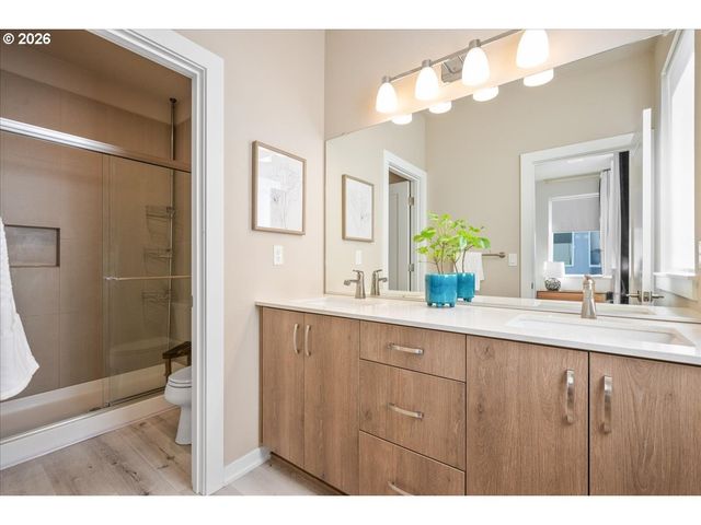 17137 Sw WOODPECKER Ln, Beaverton, OR 97007