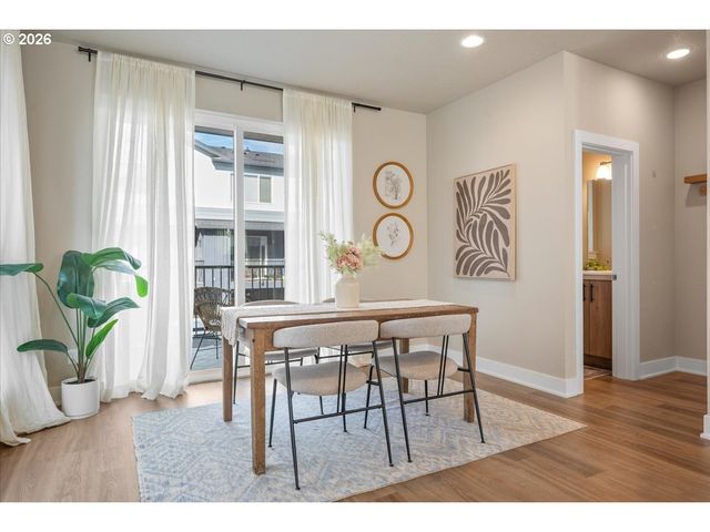 17137 Sw WOODPECKER Ln, Beaverton, OR 97007