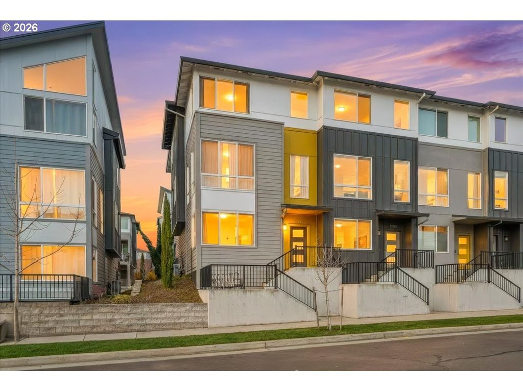 17137 Sw WOODPECKER Ln, Beaverton, OR 97007