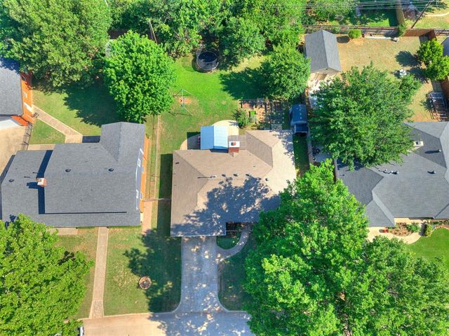 2627 Beaurue Street, Norman, OK 73069
