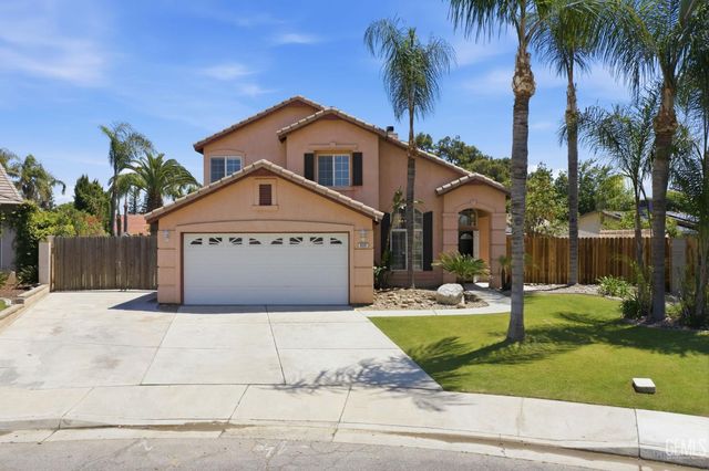 9507 W Goshen Court, Bakersfield, CA 93311