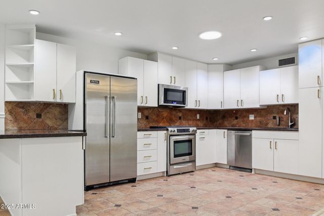 15243 N 52ND Drive, Glendale, AZ 85306