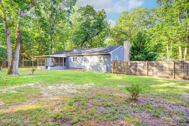 26 Frenchs Lane, Tuckerton, NJ 08087