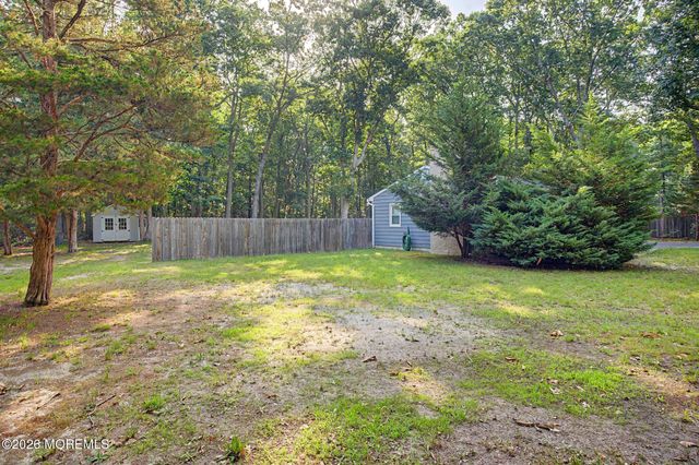 26 Frenchs Lane, Tuckerton, NJ 08087