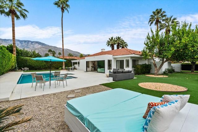 2865 Alondra Way, Palm Springs, CA 92264