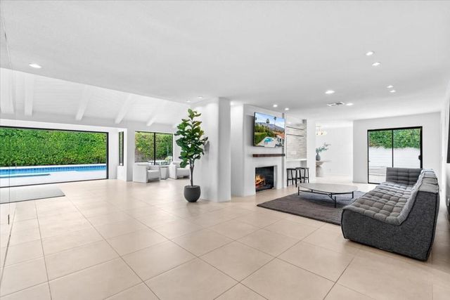 2865 Alondra Way, Palm Springs, CA 92264