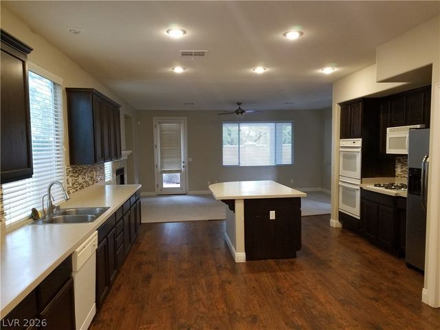 3412 LACEBARK PINE Street, Las Vegas, NV 89129