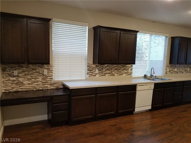 3412 LACEBARK PINE Street, Las Vegas, NV 89129